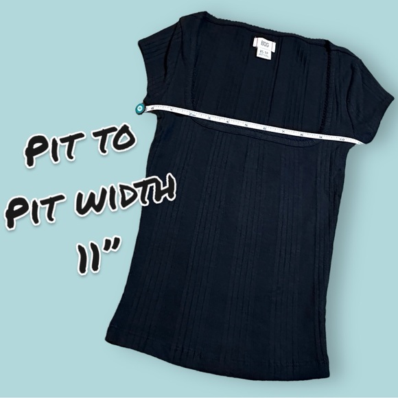 NWOT Urban Outfitters BDG Short Sleeved Ribbed Square Neck T in Black. Size XS - Picture 4 of 7